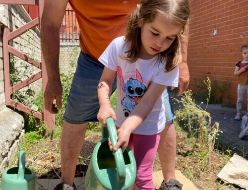 🪴¿Qué planta esta semana infantil en el huerto?🪴